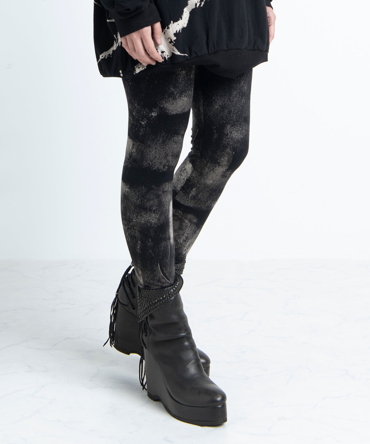 2402-PT11 Cordoba Leggings 02 -Women's-