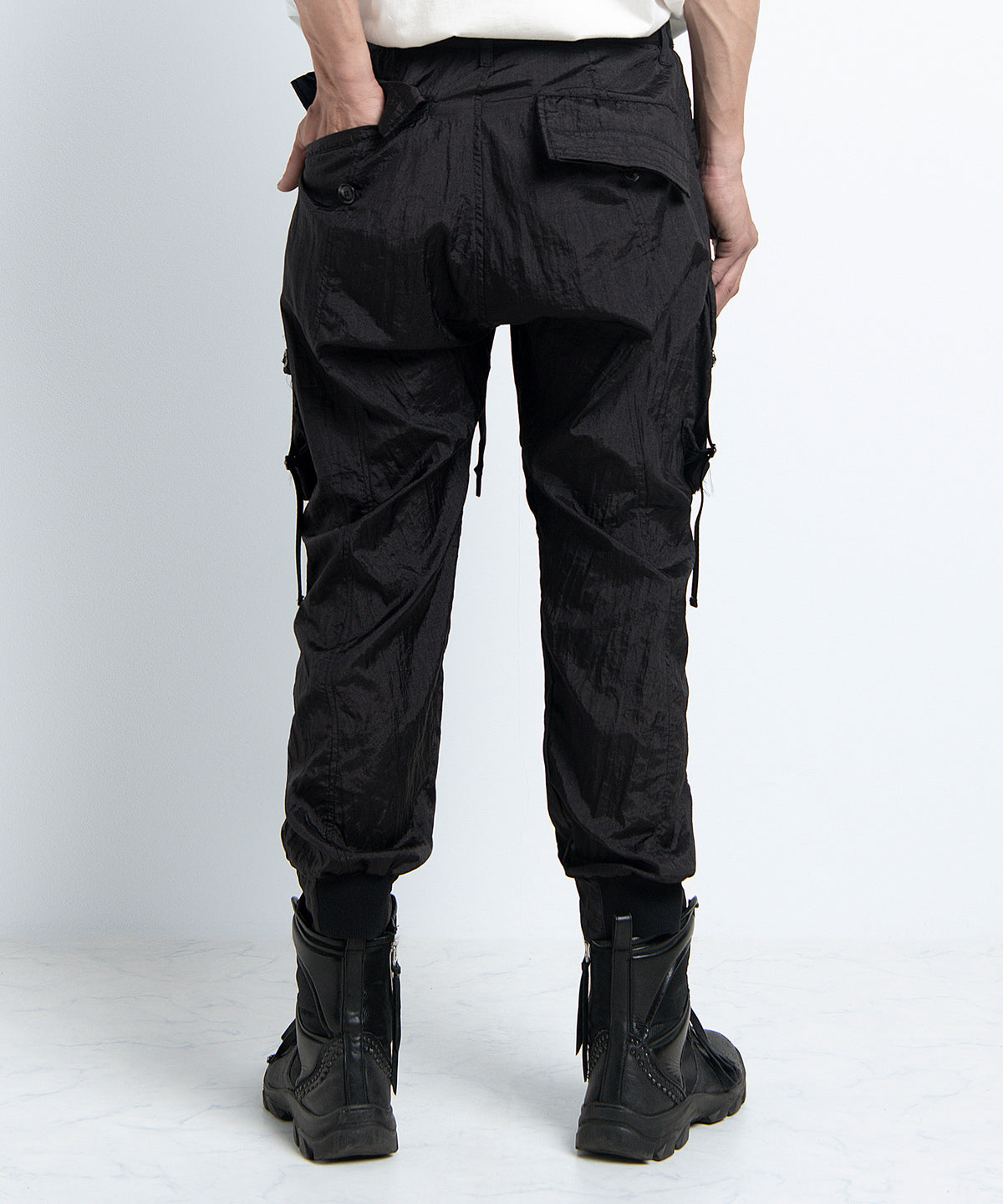 2401-PT05 Black Metal Parachute Pants 02 Black