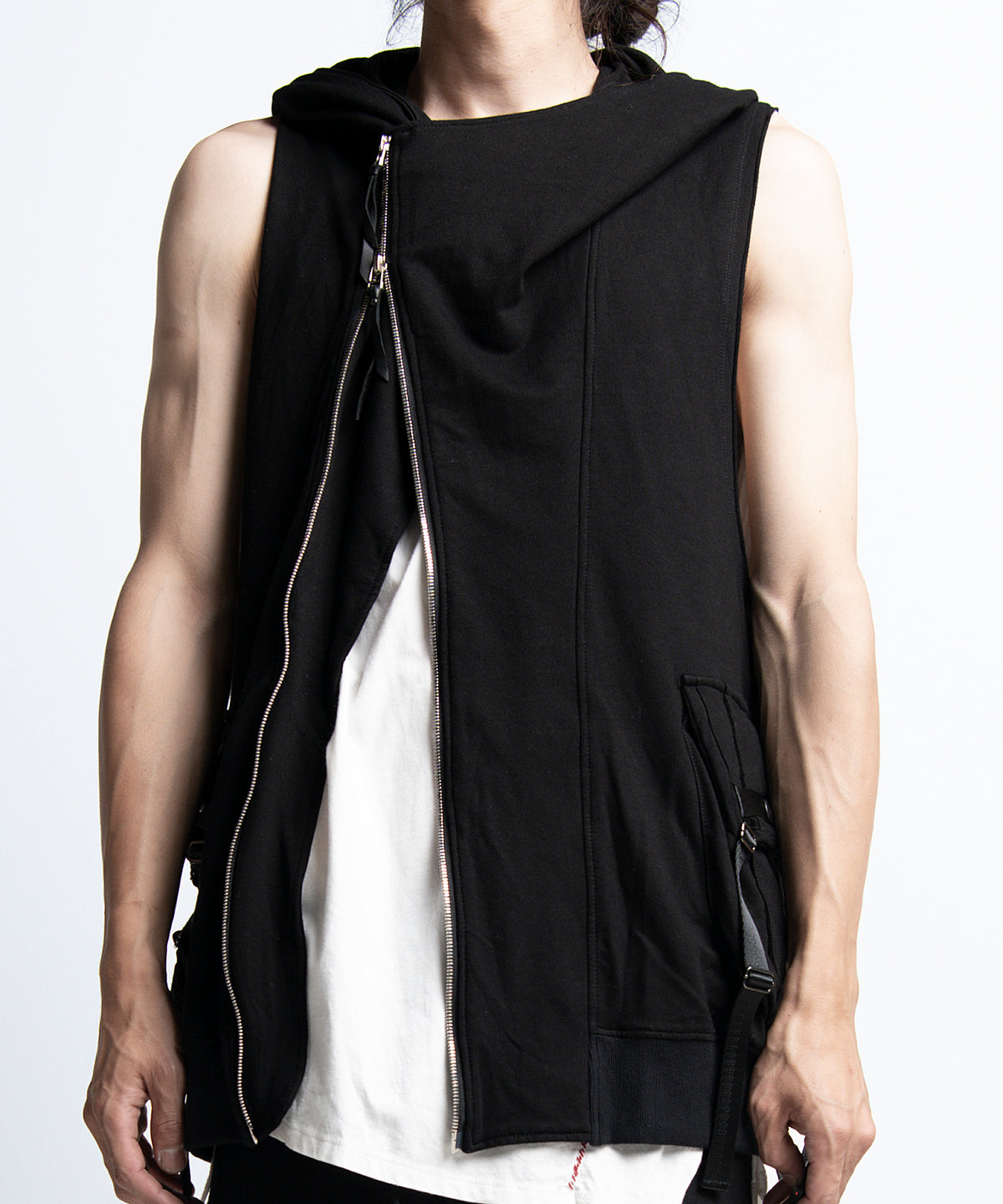 2401-TP08 Black Raven Vest 05 Black