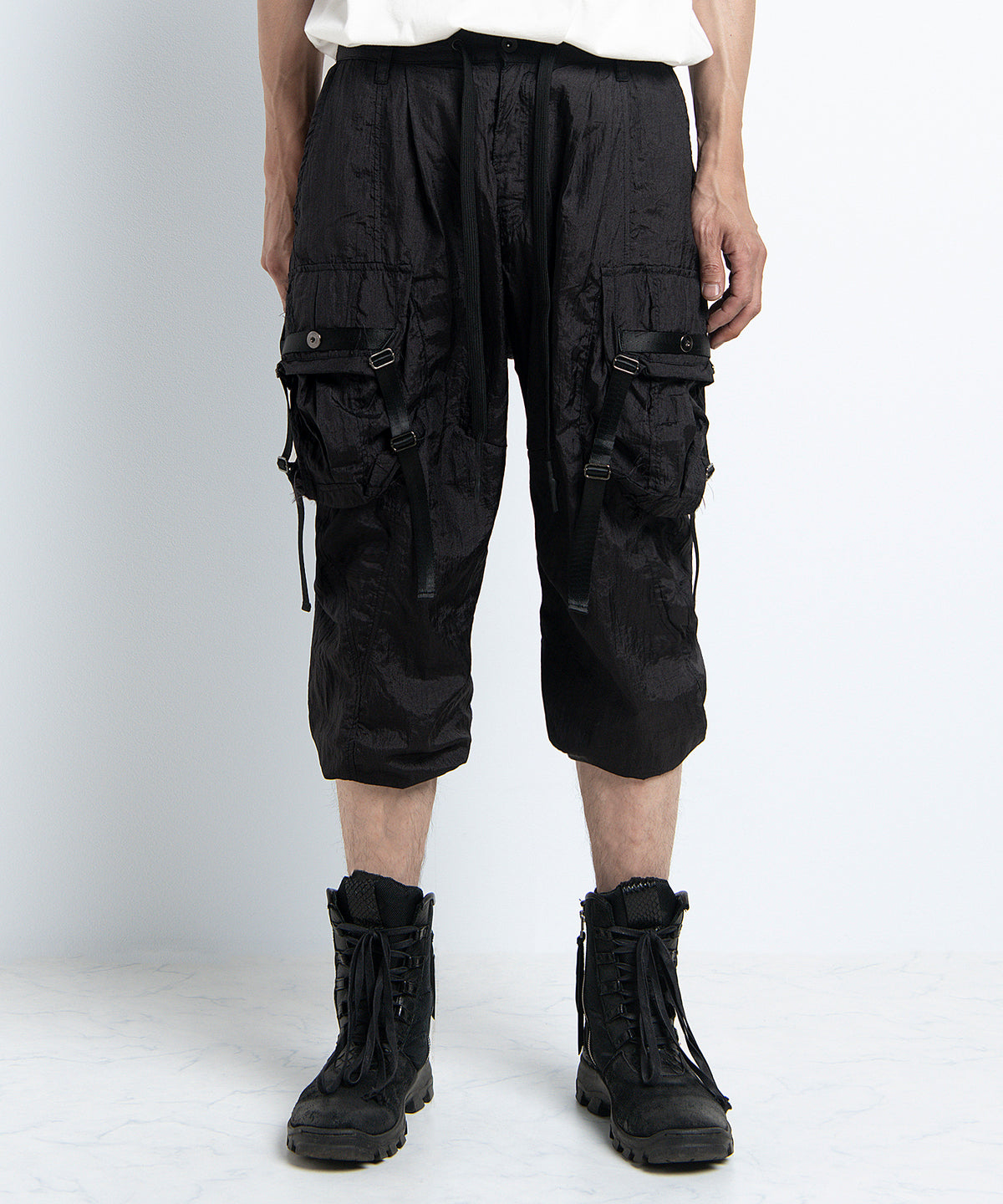 2401-PT05 Black Metal Parachute Pants 02 Black
