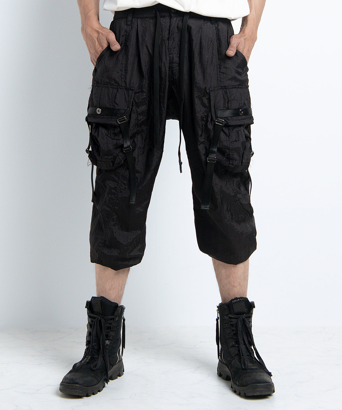 2401-PT05 Black Metal Parachute Pants 02 Black