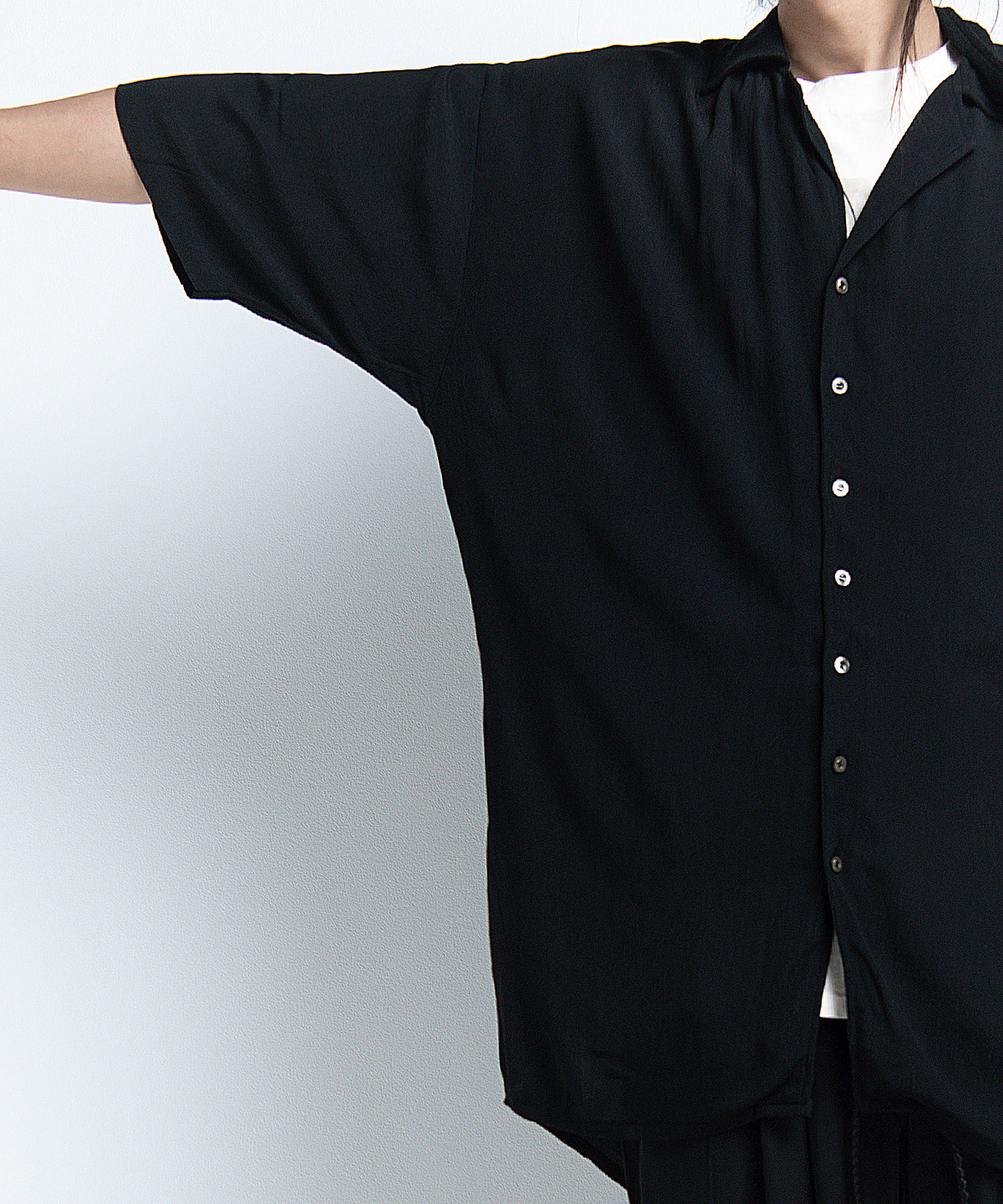 2401-SH03 Splash Crepe Rayon Lazy Shirt Black