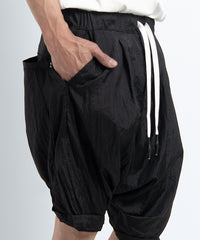 2401-PT11 Parachute Lazy Shorts Black