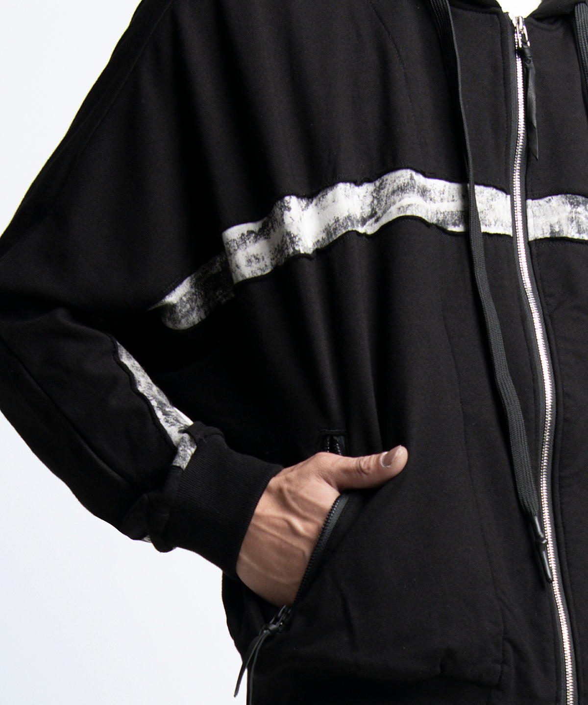 2401-TP04 Back Cross Short Parka Black