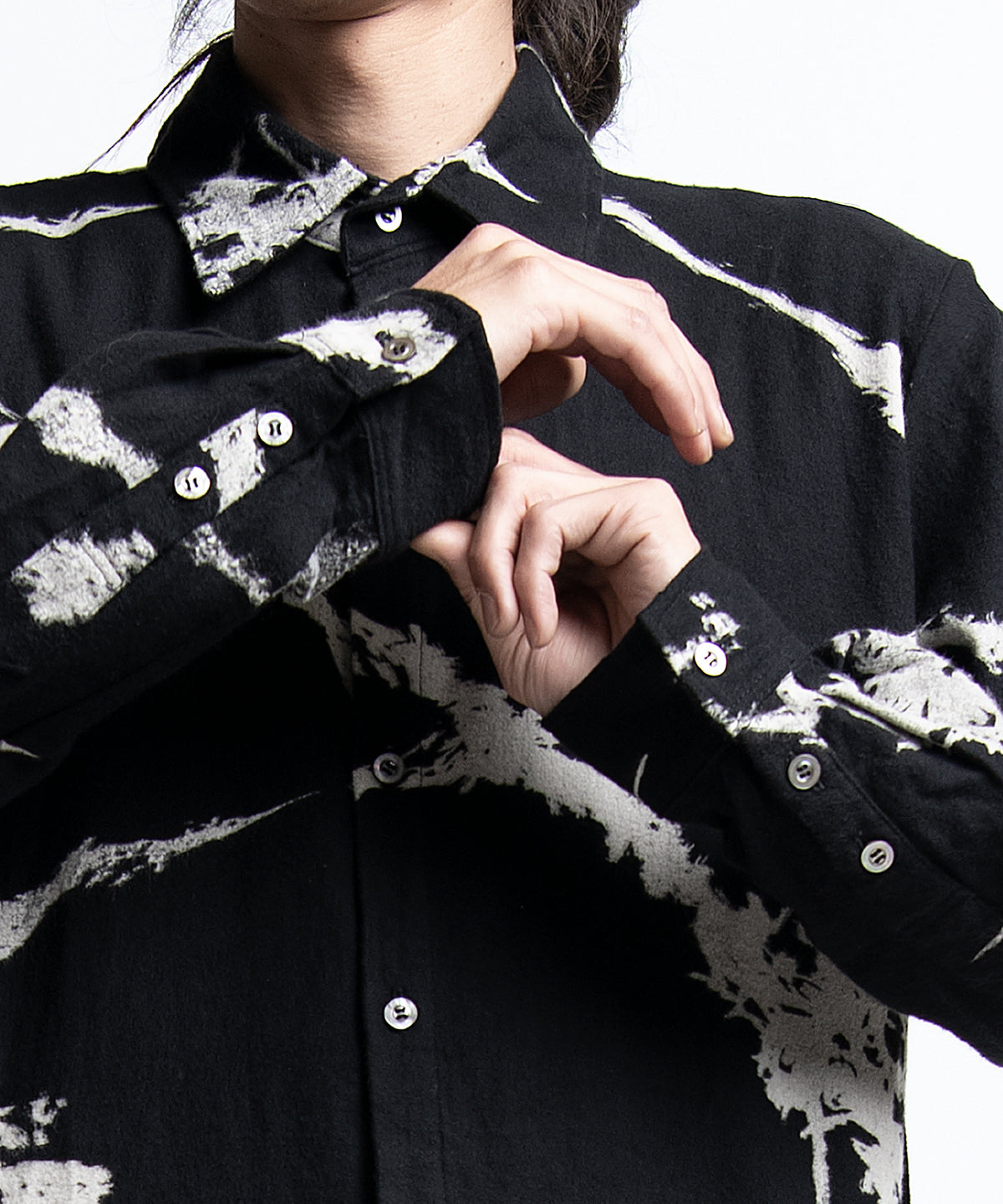 2402-SH05 Flannel Cross Long Shirt