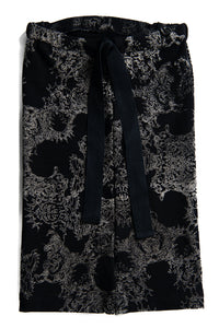 2502-ST04 Magnolia Neck Warmer