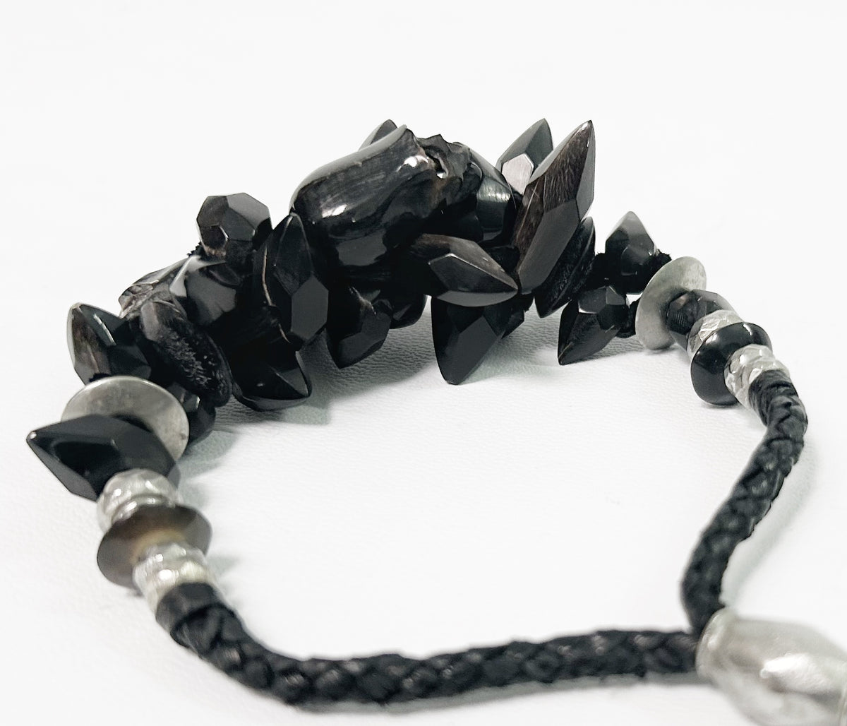 2501-AC03 BC-Black Shadow 02