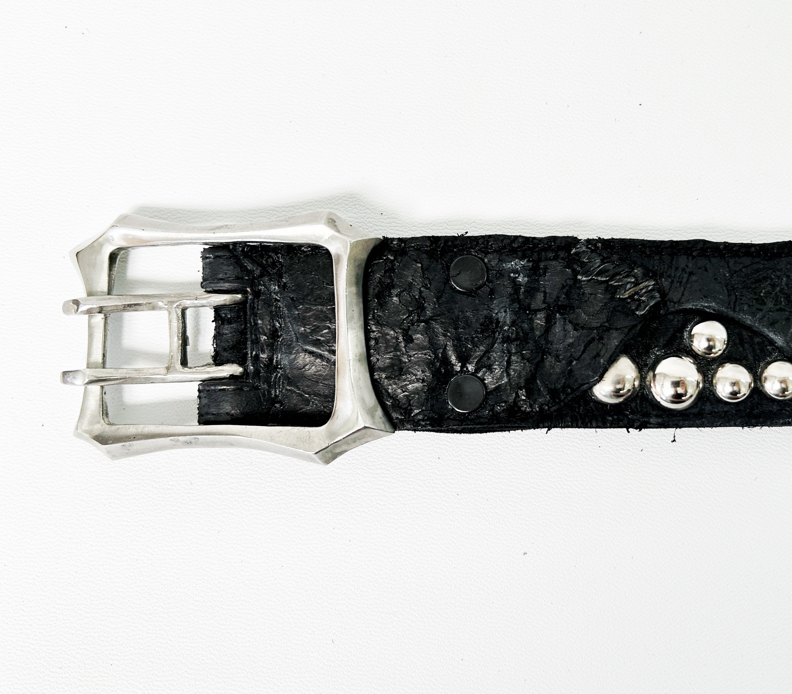 Engraved the Cross ウエストポーチ kmrii GINZI Engraved the Cross ウエストポーチ kmrii GINZI Engraved the Cross