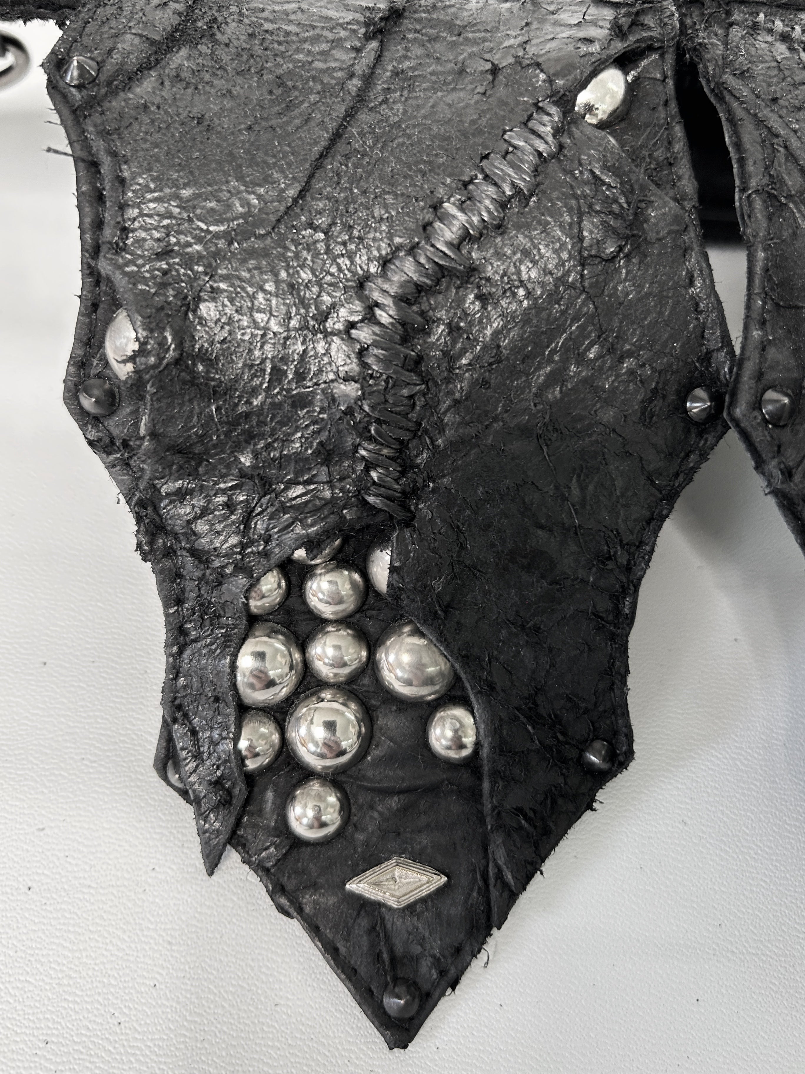 Engraved the Cross ウエストポーチ kmrii GINZI Engraved the Cross ウエストポーチ kmrii GINZI Engraved the Cross