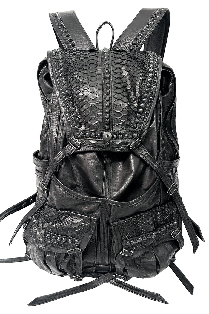 2402-BG03 Black Metal Backpack 02/ SPC
