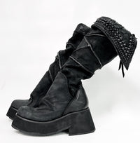 2501-BO13 Crush Platform Boots 01