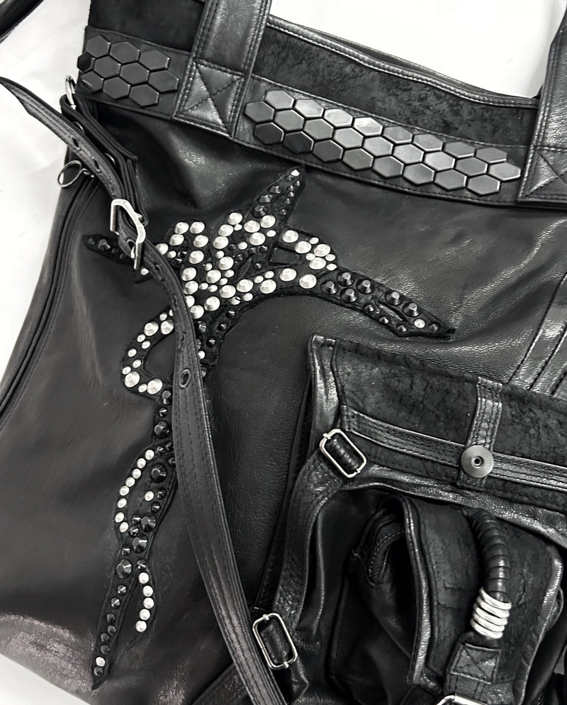 2501-BG21 Serpent Cross Tote