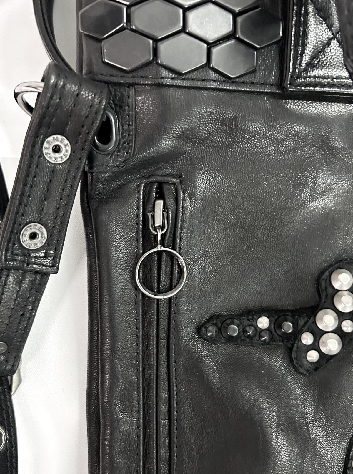 2501-BG21 Serpent Cross Tote