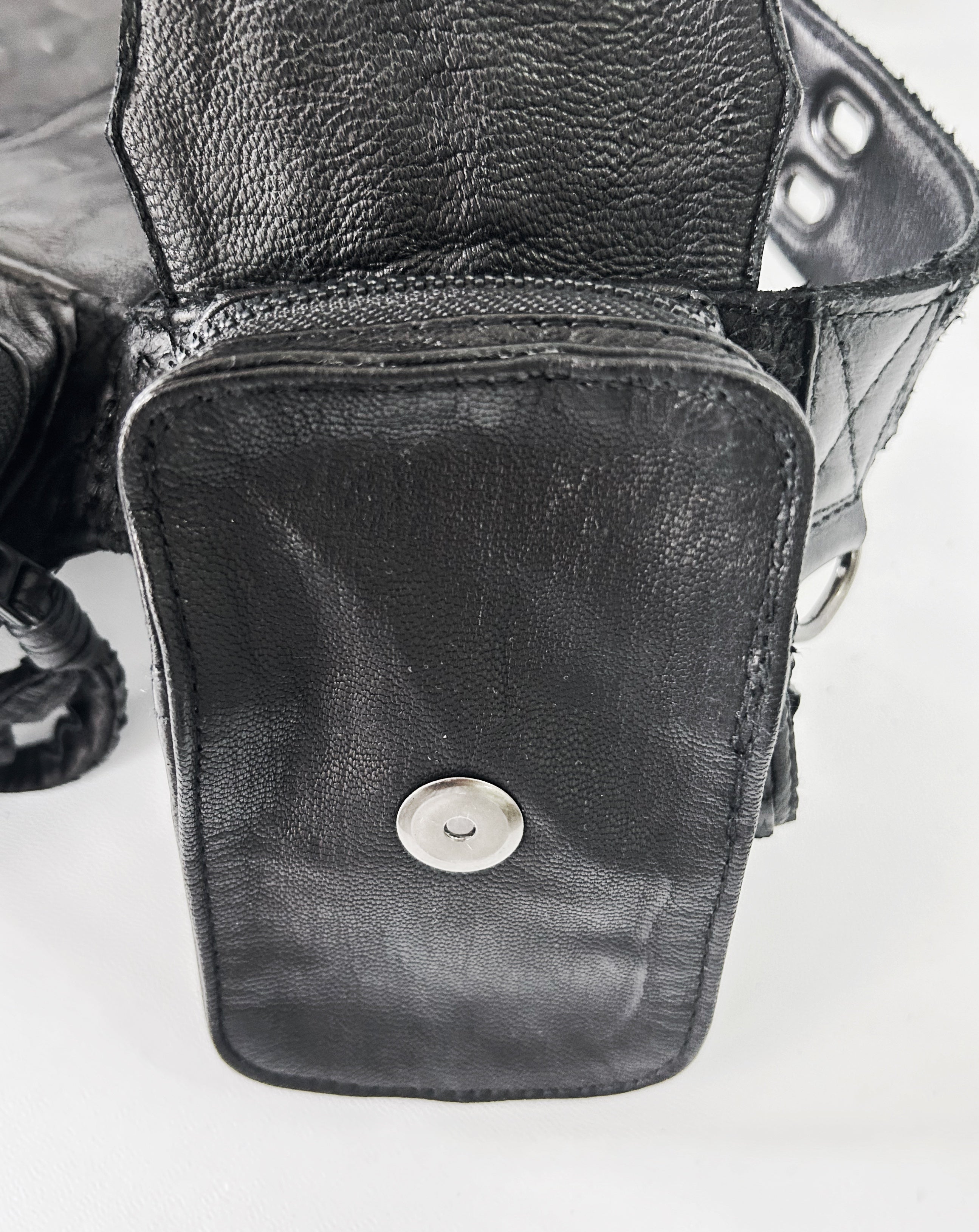 KMRii 1101-BG01 KB-スコーピオン size4 KMRii ケムリ KB-Scorpion レザー バッグ ウエスト ポーチ ボディ