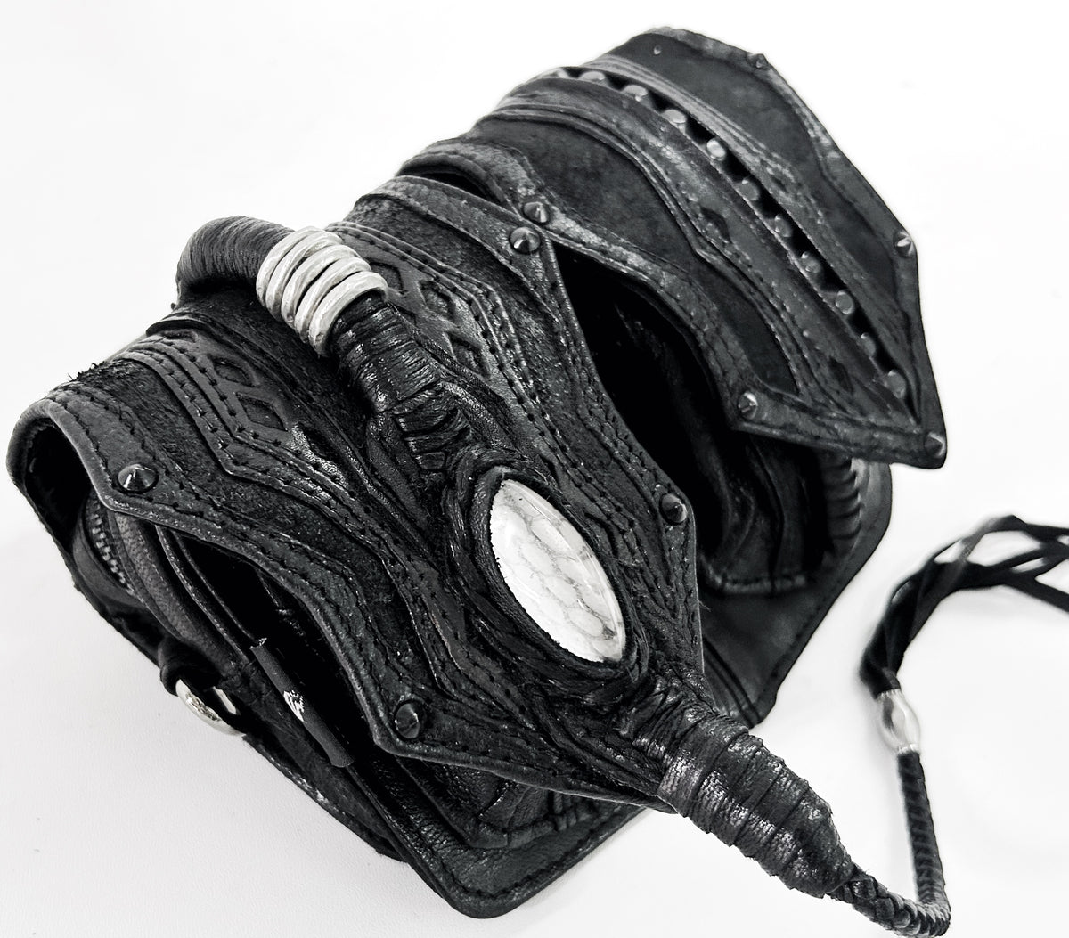 2502-BG08 SKB/MP Serpent Crystal