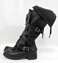 2502-BO01 Crush Layered Boots