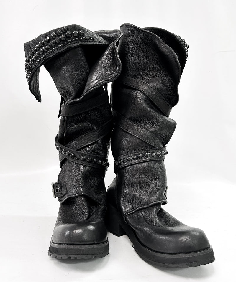 2502-BO01 Crush Layered Boots
