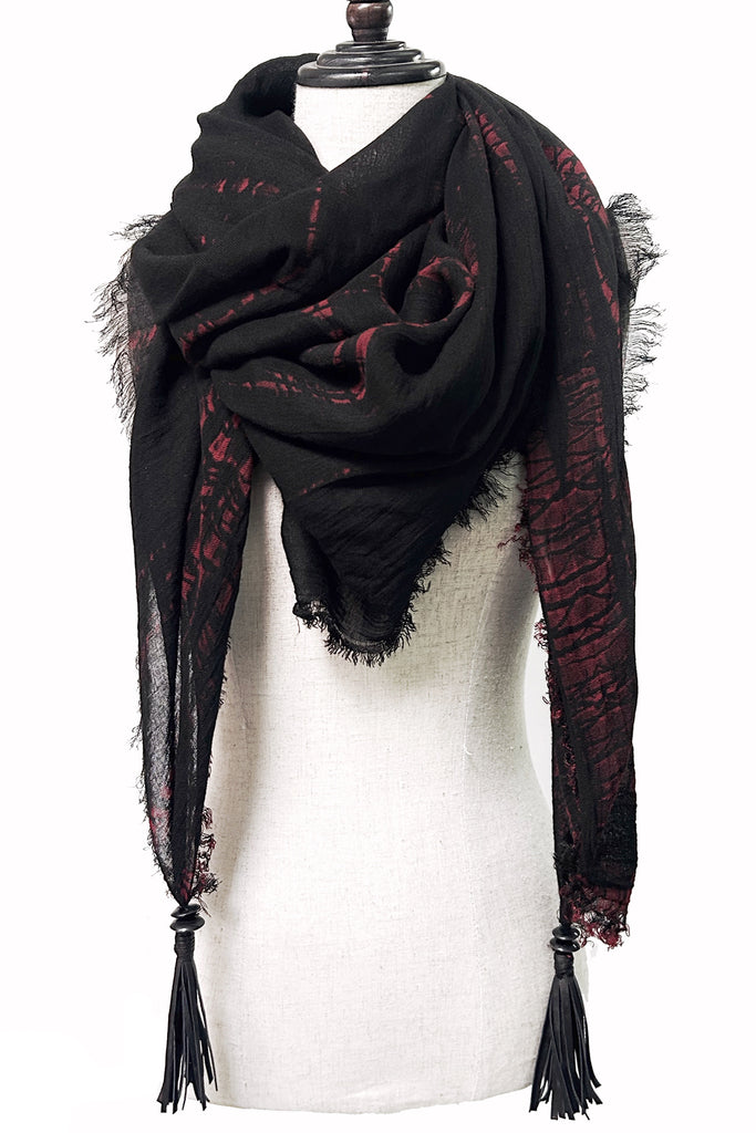 2502-ST03 Shadow Vine Square Stole 05_Black/Red