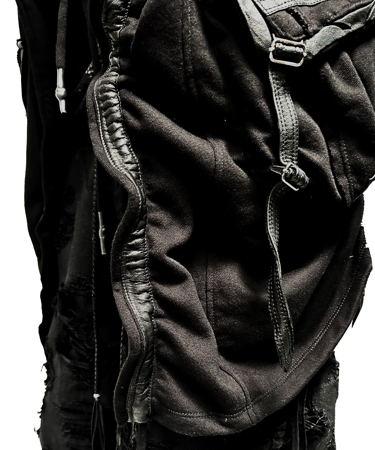 2502-TP03 Black Raven Drape CD / LS