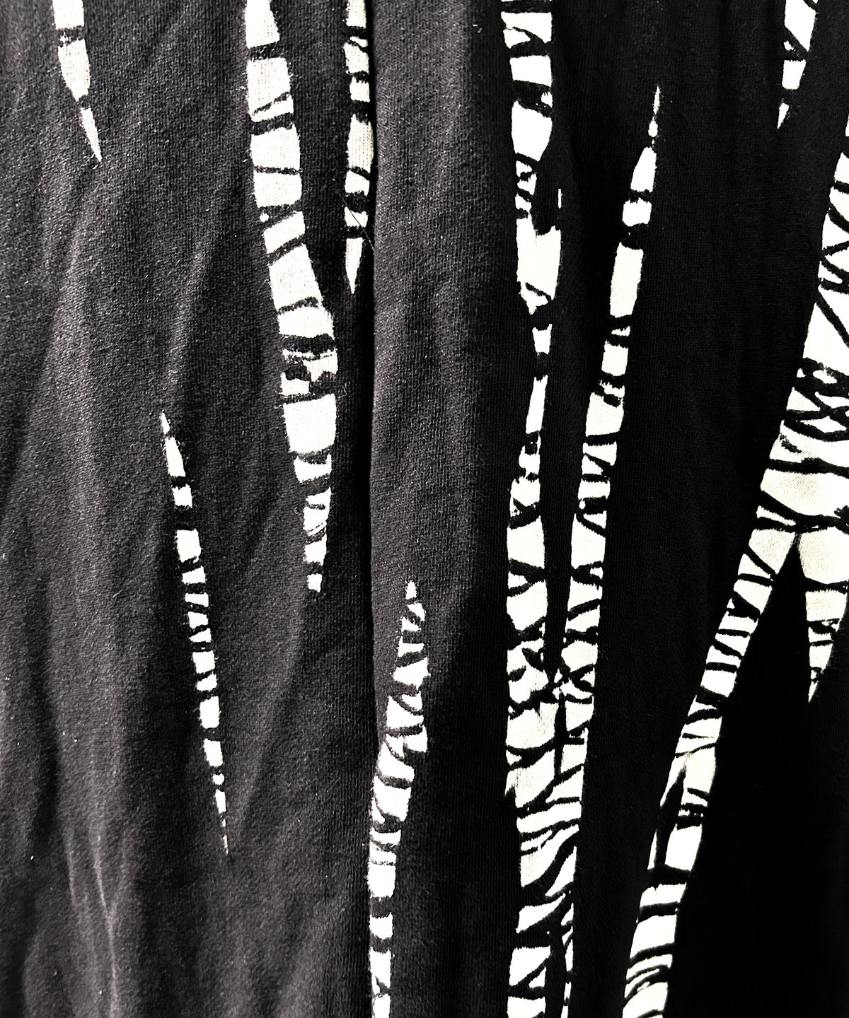 2502-TP10 Shadow Vine Drape CD / NS