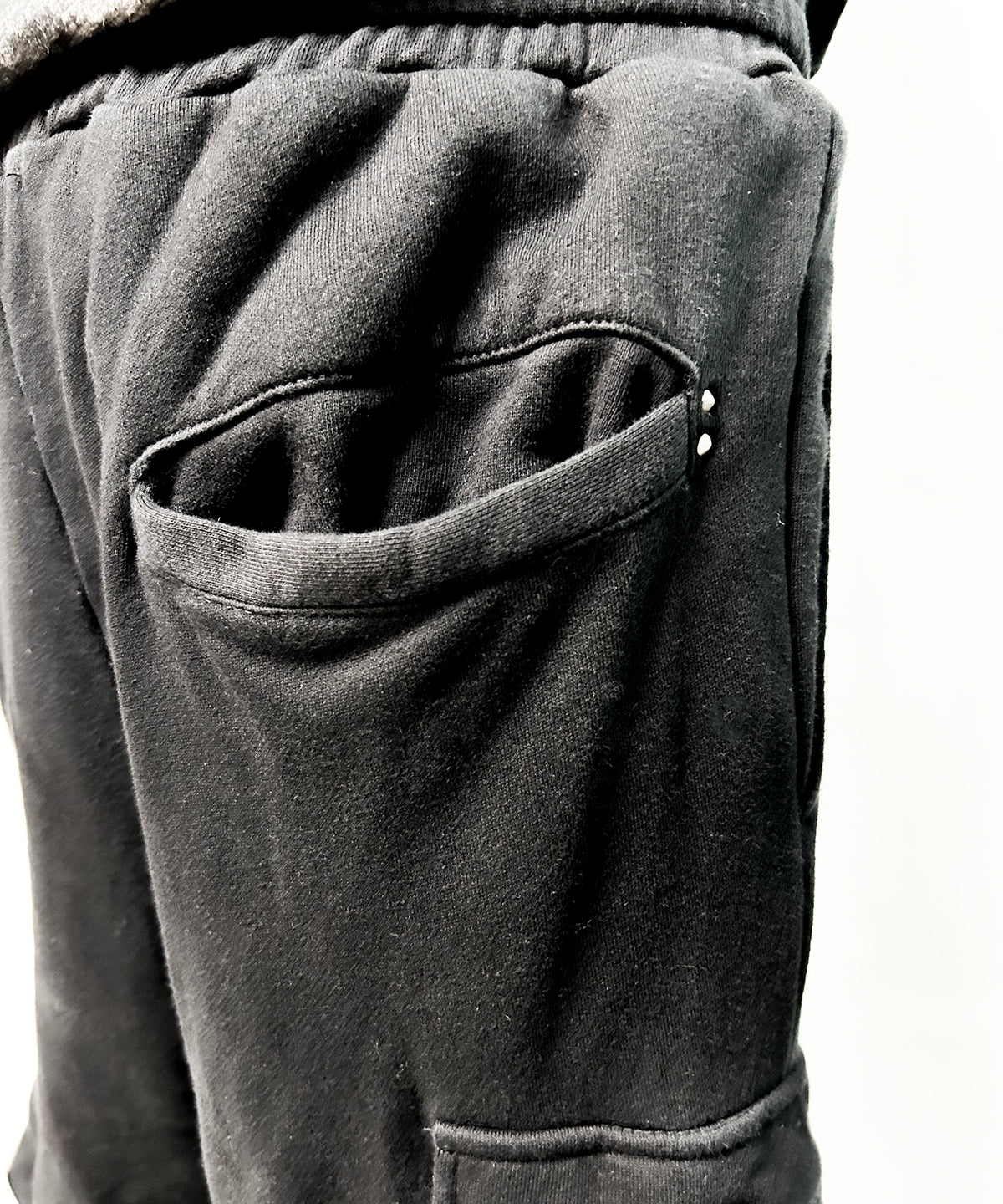 2502-PT09 White Flame Wide Sweat Pants