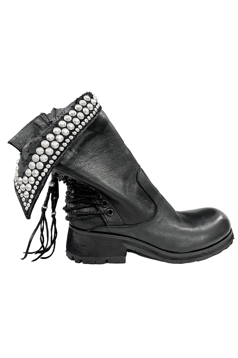 2402-BO06 Crush Braided Boots 03