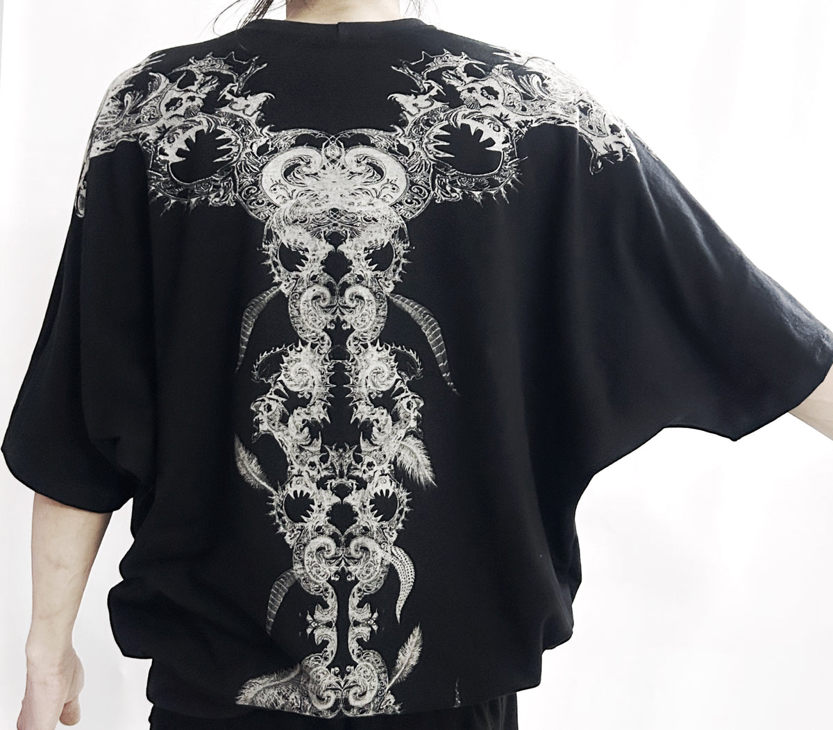 2502-TP12 Magnolia Feather Dolman Top_Black