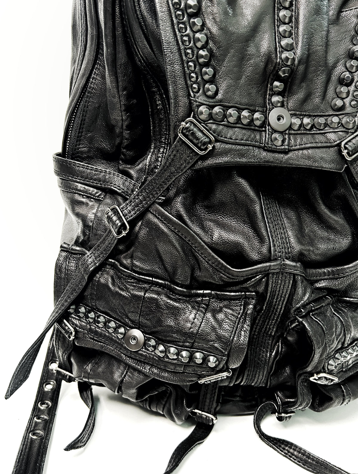 2402-BG04 Black Metal Backpack 02 (All Leather)