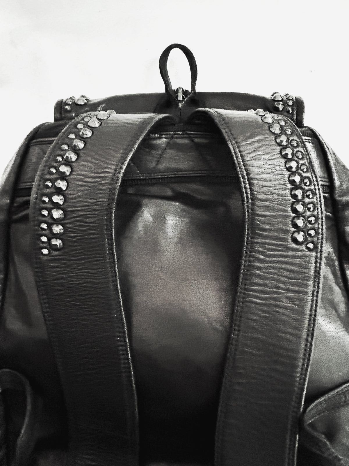 2402-BG04 Black Metal Backpack 02 (All Leather)