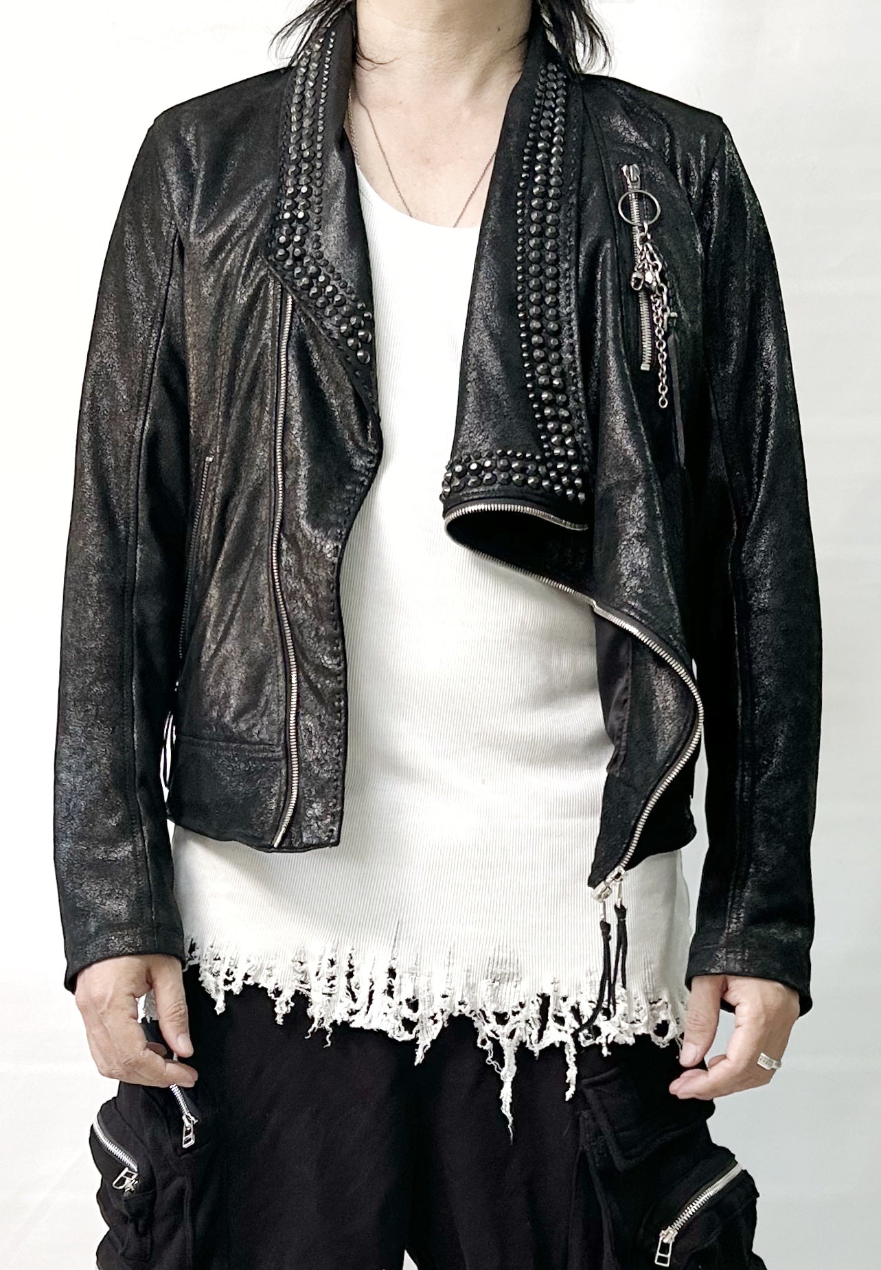 KMRii ケムリ 2500 SS25 Black Metal Rider – KMRii OFFICIAL ONLINE STORE