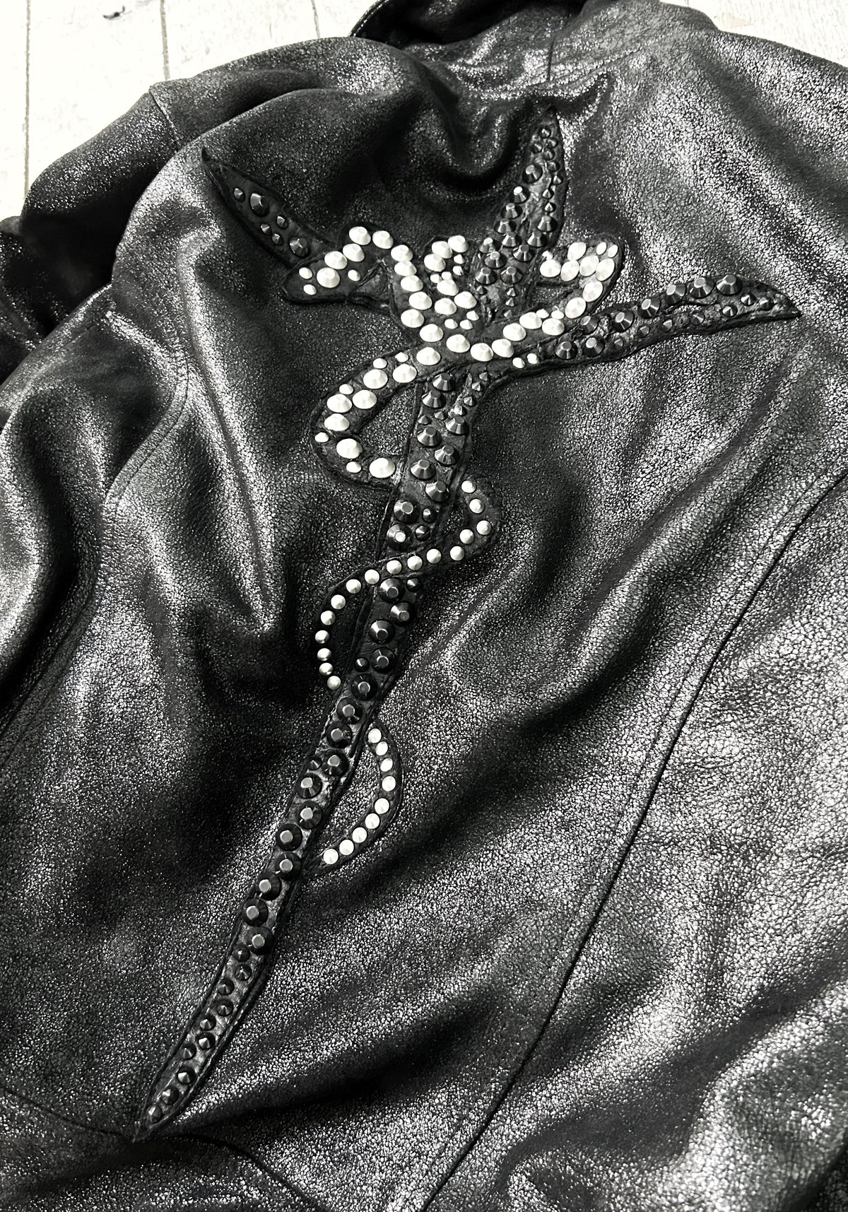 2500-JK03 Serpent Cross Riders