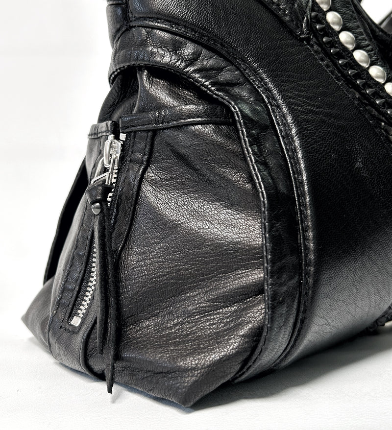 2402-BG02 Giger White Mercury 02