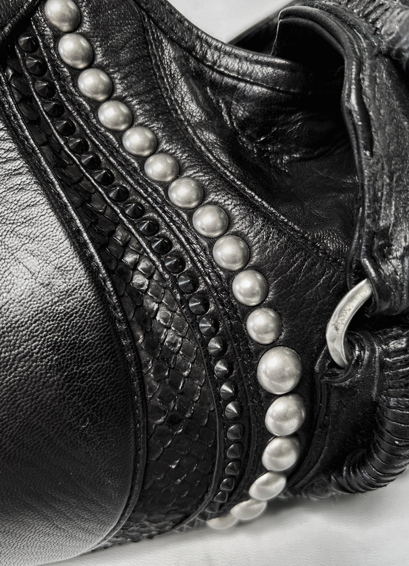 2402-BG02 Giger White Mercury 02