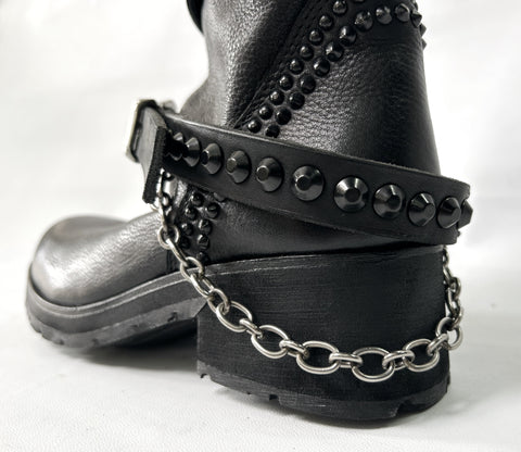 Boots Anklet x 1