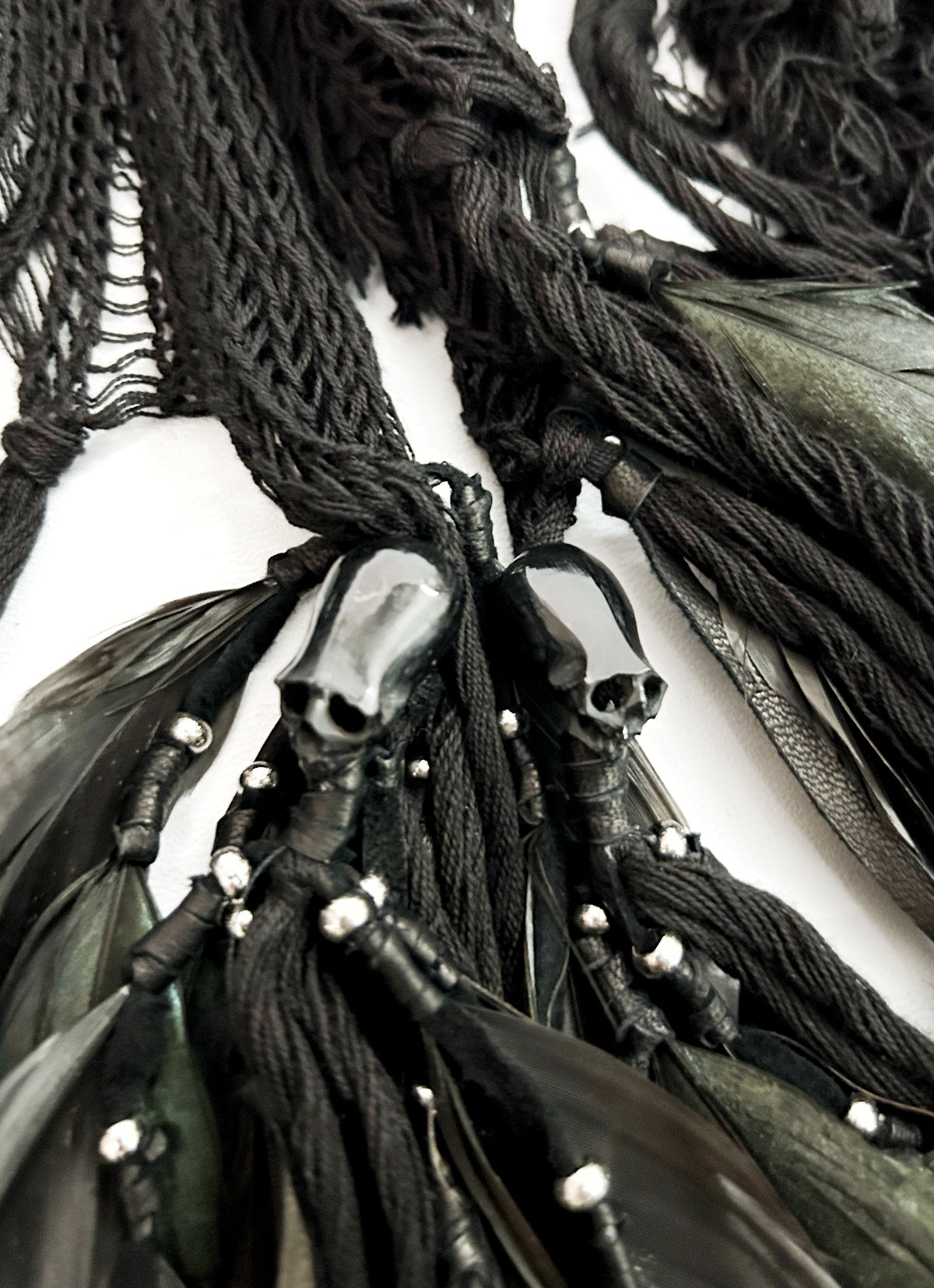 1402-ST05 Northern Light Knit Stole 02_BLK