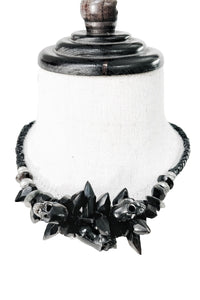 2501-AC11 Black Shadow Necklace 02