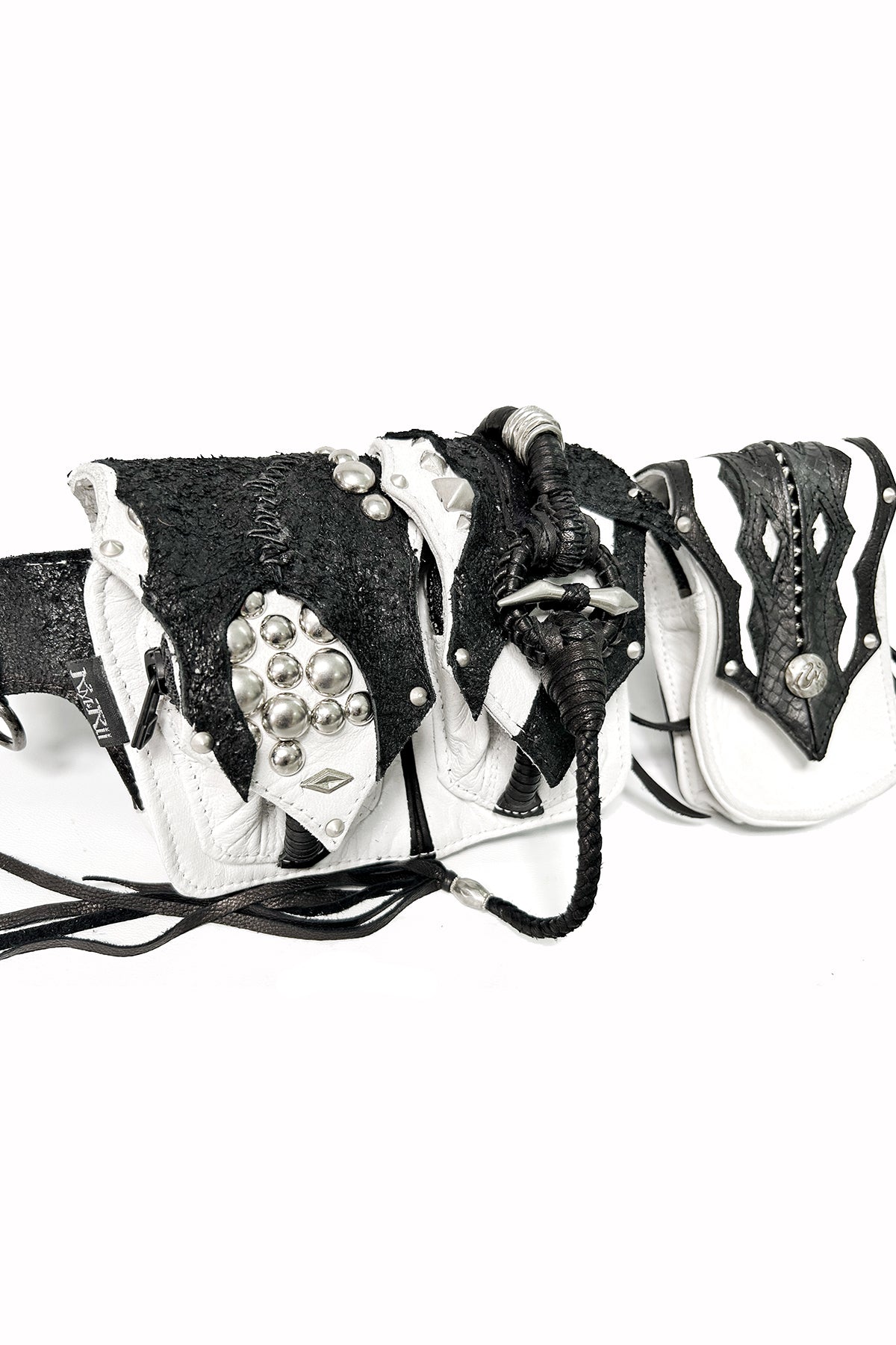 2501-BG08 KB-Grand Cross 02_White