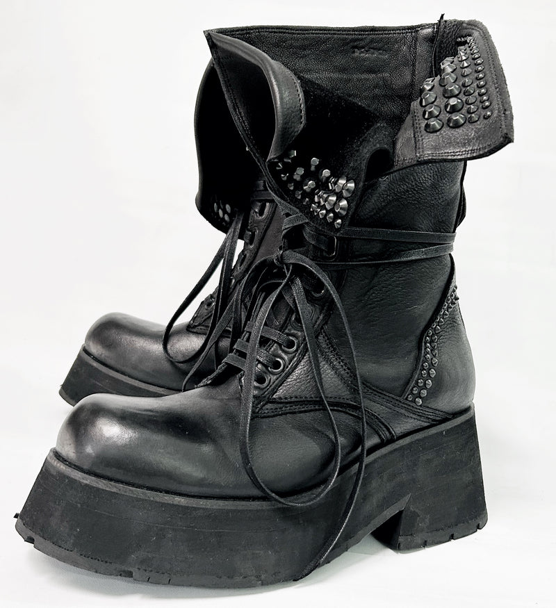 2501-BO05 Chrome Platform Boots