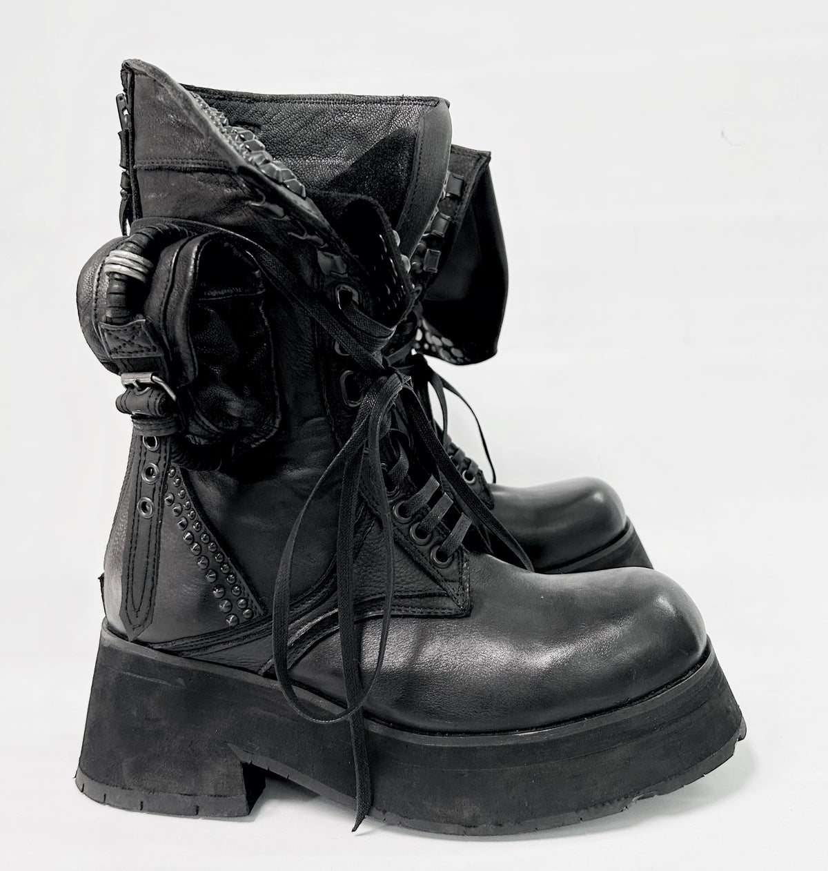 2501-BO05 Chrome Platform Boots