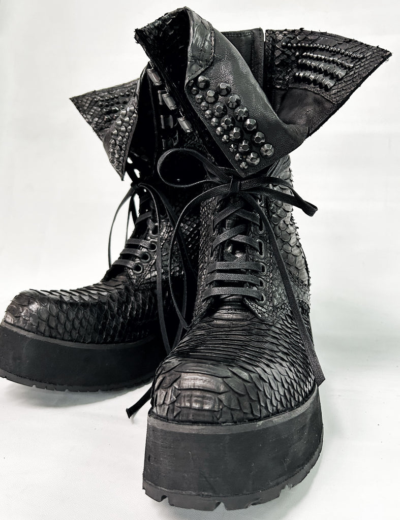 2501-BO06 Chrome Platform Boots/ SPC