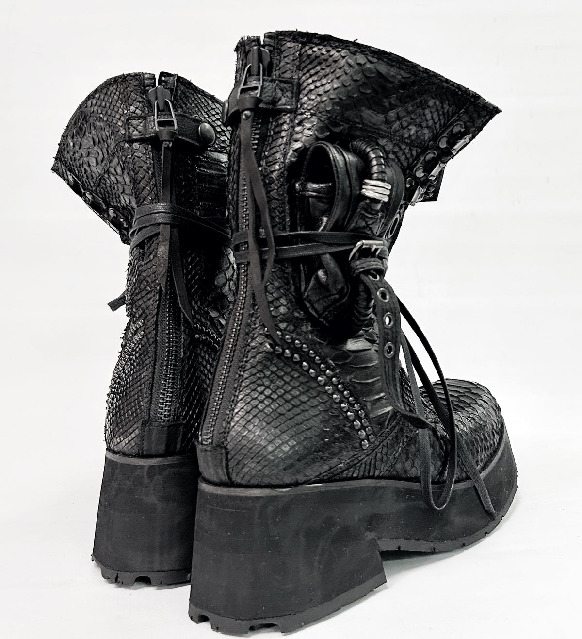 2501-BO06 Chrome Platform Boots/ SPC