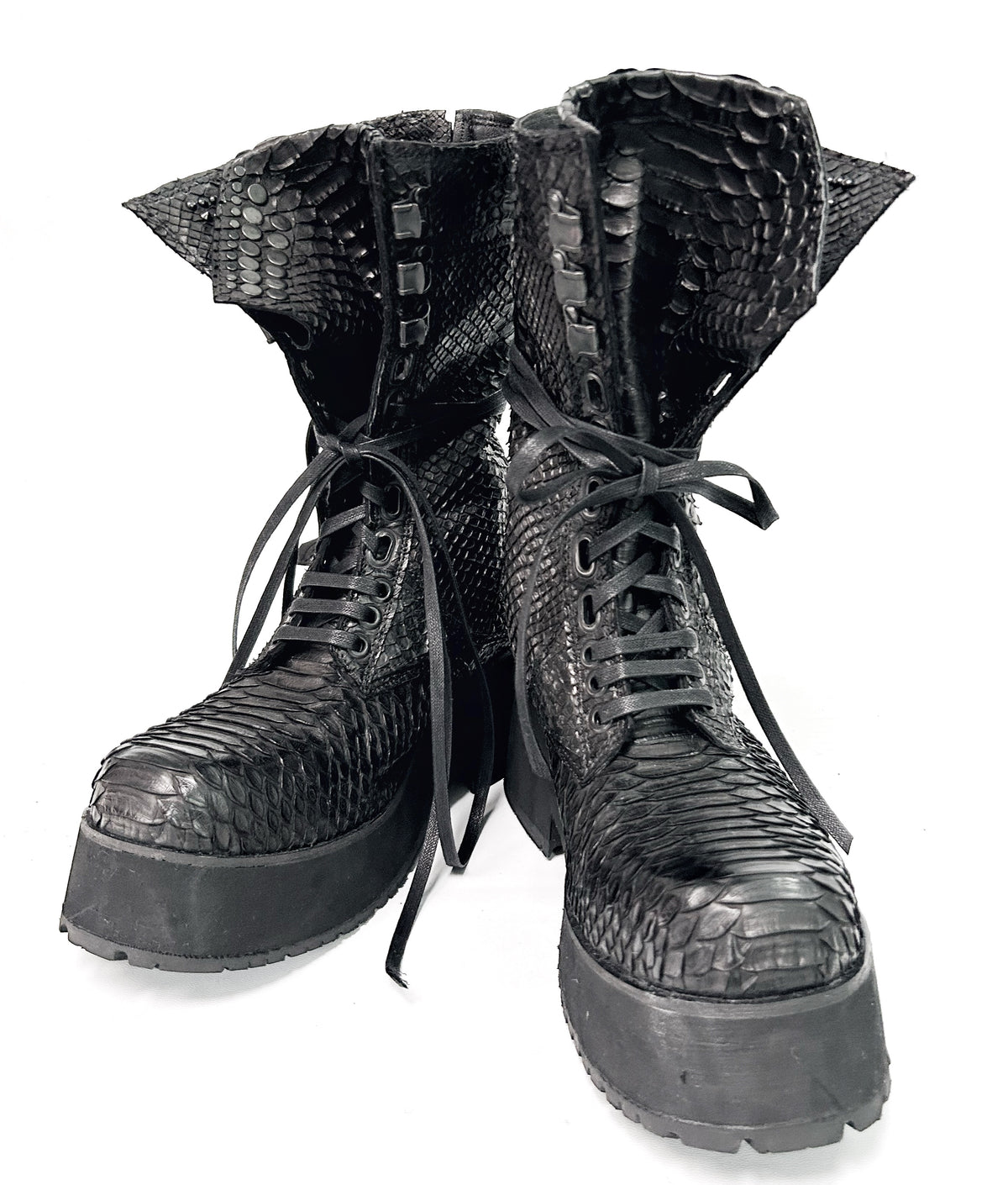2501-BO06 Chrome Platform Boots/ SPC