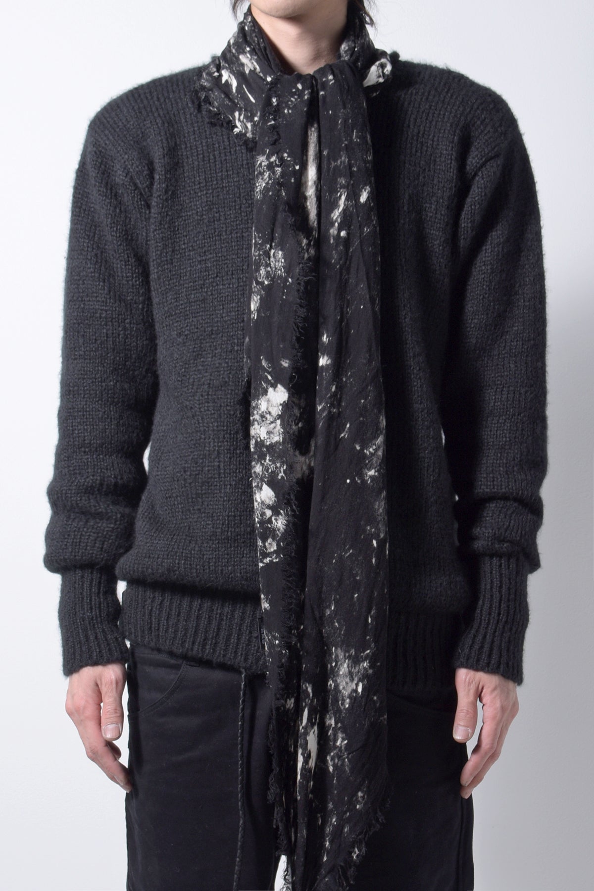 2202-ST01 Flake Discharged Stole