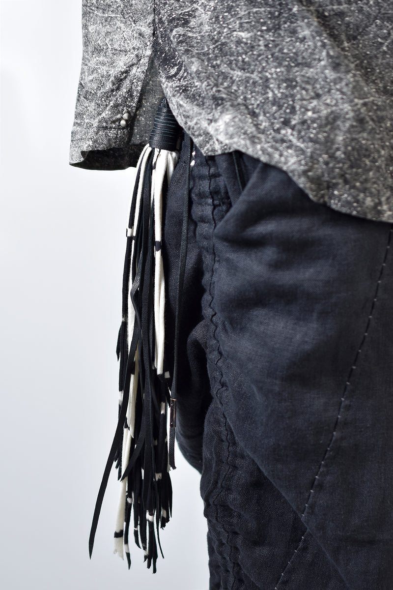 1802-AC01 Feather Hook 09