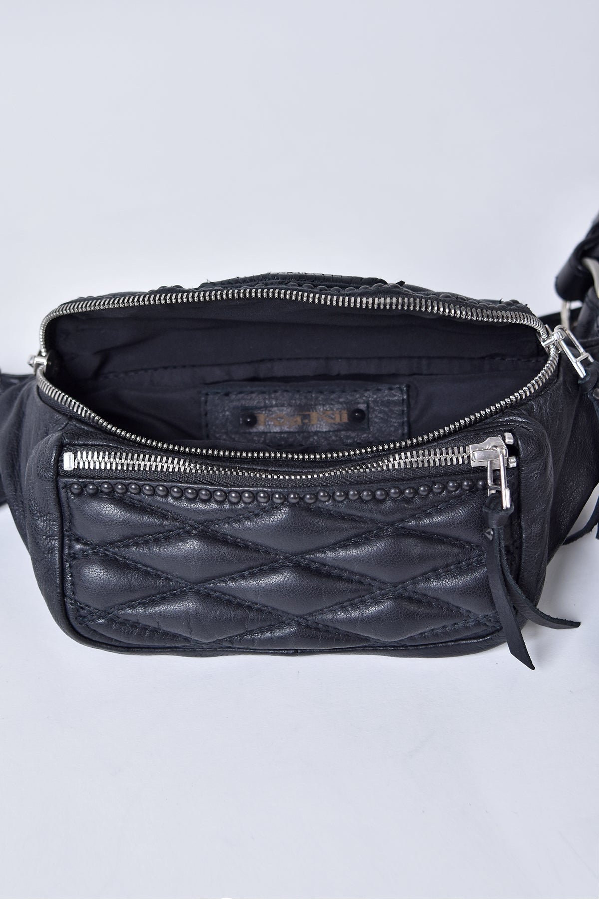 2002-BG07 BD-Domino/ S