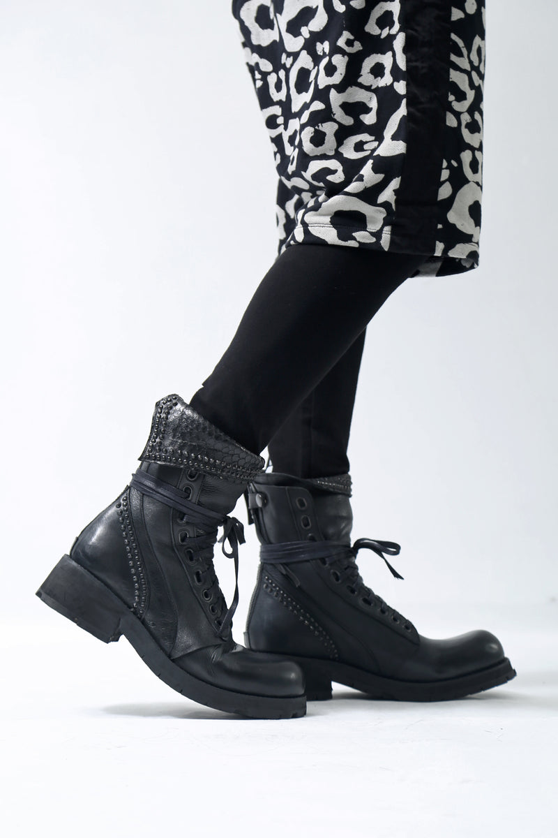 1702-BO03A Crush Chrome Boots 03