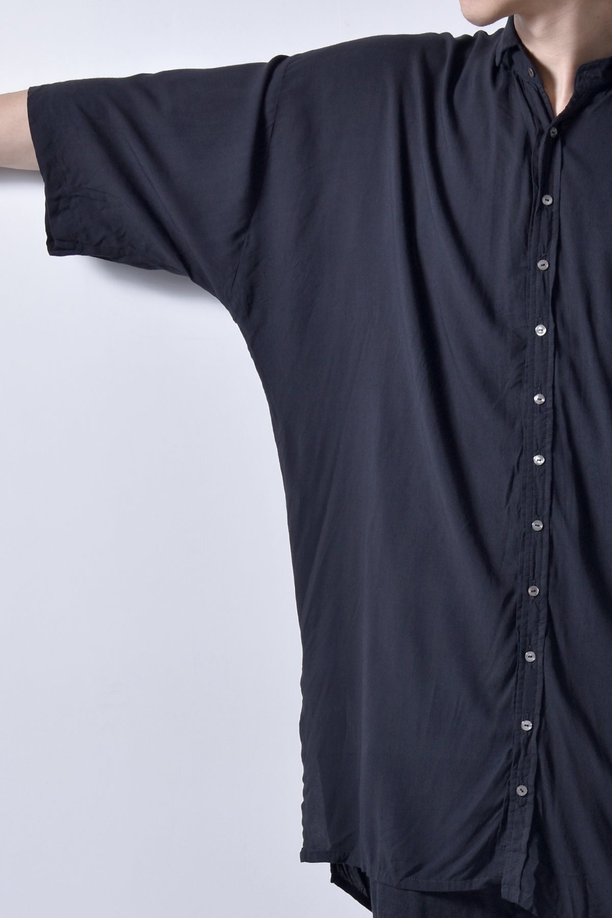 2101-SH05 Stealth Rayon Lazy Shirt_Black