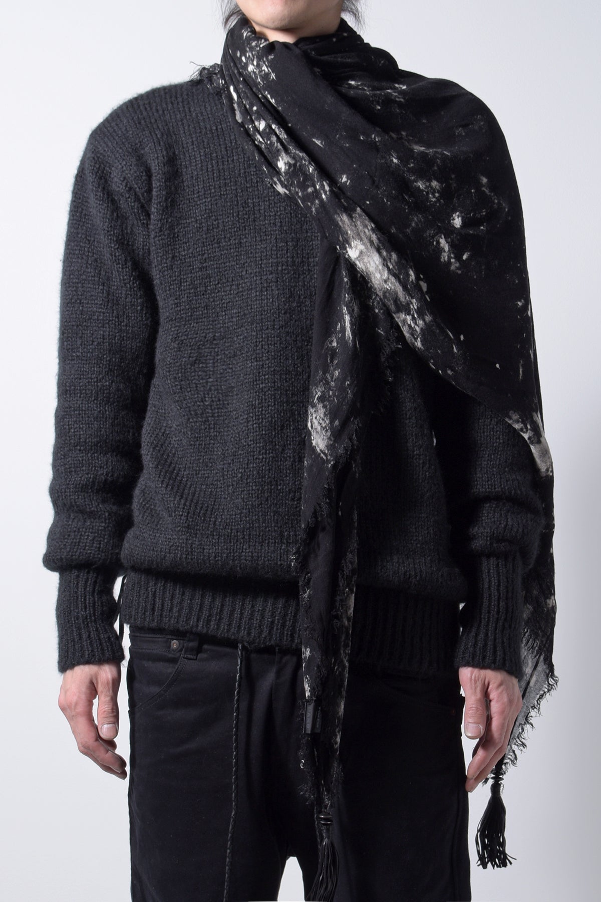 2202-ST01 Flake Discharged Stole