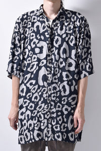 2101-SH07 Leopard Lazy Shirt