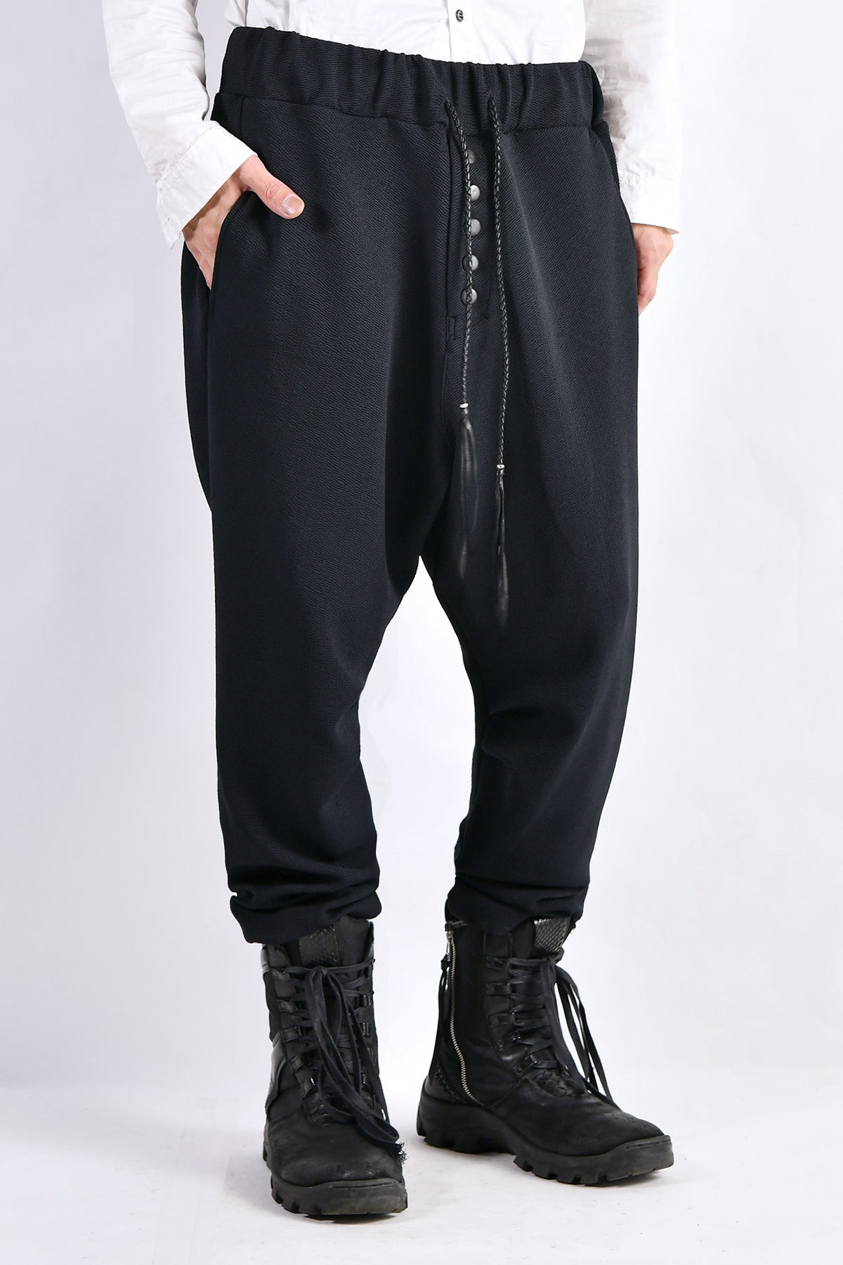 2102-PT06 Nylon Stretch Track Pants Black